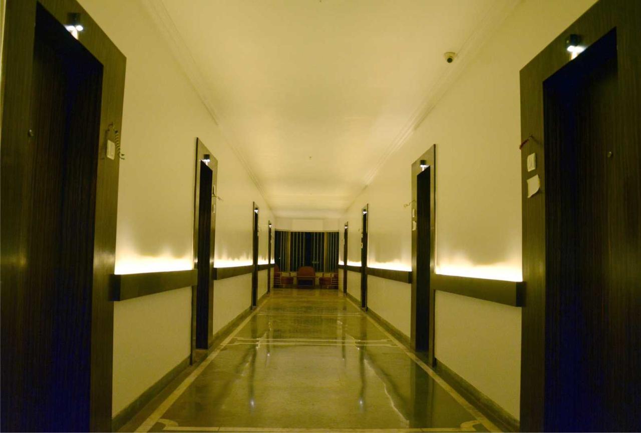 Bisu Hotel & Resorts Khed  Exterior photo